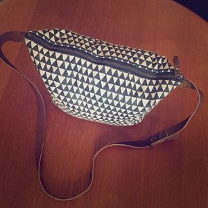 Geometric canvas crossbody bag